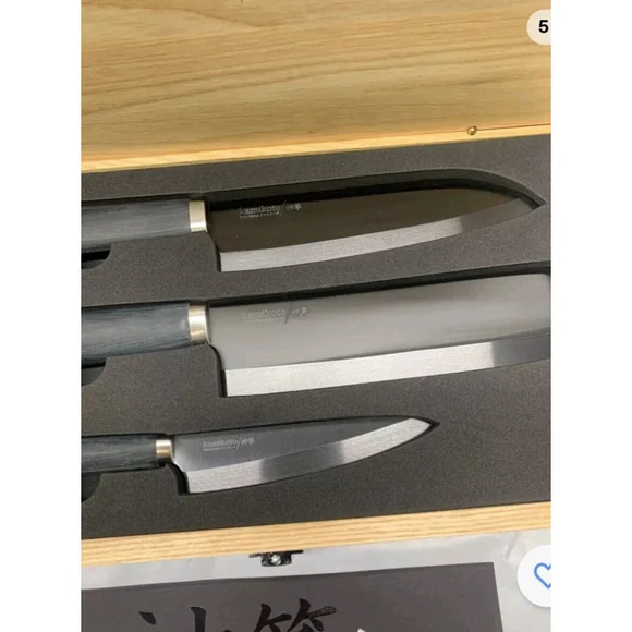 Kitchen knife set - Best Chef Knives - Ibaraki Steel- Japanese Kitchen Knives - Picture 10 of 13